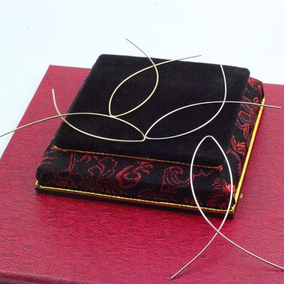 ❤️4 for $20 Sale❤️ Style Earrings - Picture 4 of 4